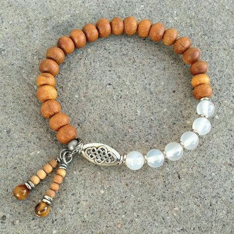 Wood Bracelet, Chakra Jewelry, White Agate, Mala Bracelet, Yoga Jewelry, A Bracelet, Precious Jewelry, Agate Beads, Gemstone Bracelets