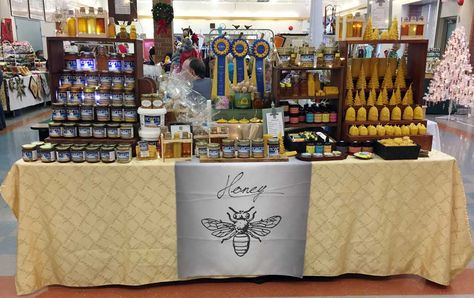 honey stand Honey Vendor Booth, Honey Stand Farmers Market, Honey Farmers Market Display, Honey Booth Display Ideas, Honey Heist, Honey Stand, Vendor Booth Display Ideas, Selling Honey, Festival Booth Display