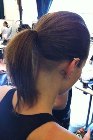 Cool Undercut, Undercut Haircut, Trendy We Fryzurach, Undercut Long Hair, Nape Undercut, Shaved Nape, Choppy Bob, A Ponytail, Curly Bob Hairstyles