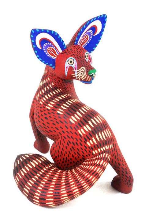 Mexican Alebrijes, Oaxaca Art, Oaxacan Art, Plastic Art, Sculpture Ideas, Papel Mache, Arte Animal, Arte Popular, Indigenous Art