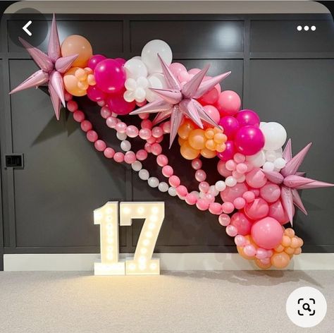 Large Balloon Garland, Balloon Business Photoshoot, Gf Presents, Photo Backdrop With Balloons, Ballon Ideas, 21 Sign, Balloon Arch Backdrop, Volleyball Locker, Exploding Star