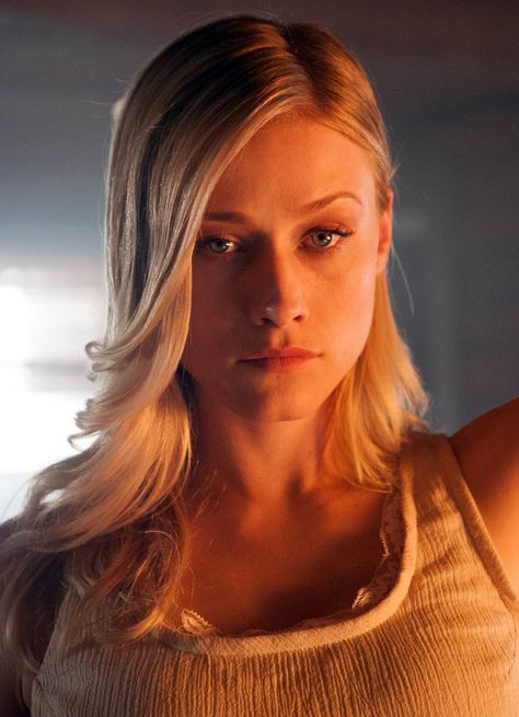 Olivia Taylor Dudley Olivia Dudley, The Magicians Syfy, Olivia Taylor Dudley, Scorpio Women, Celebrity Beauty, Badass Women, Gal Gadot, Film Aesthetic, Celebrities Male