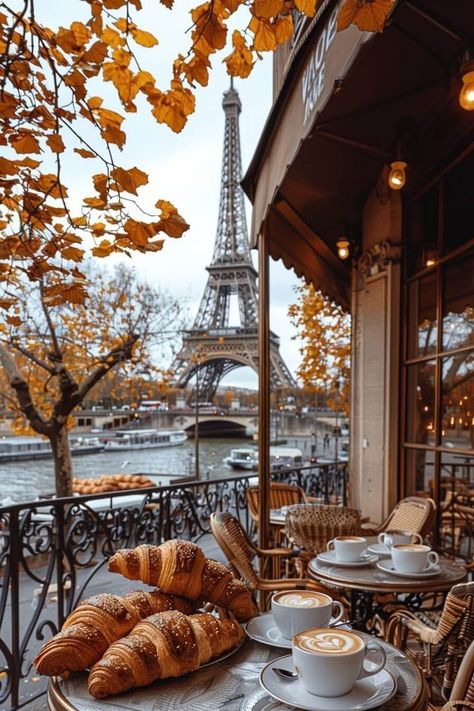 Luxury Autumn Aesthetic, Travel To Paris Aesthetic, Paris Breakfast Aesthetic, My Place Aesthetic, Aesthetic French Food, Paris Aesthetic Food, Autumn Aesthetic Food, Paris Vision Board, Food Vision Board