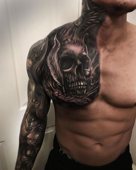 Chest Piece Tattoo Men Design, Mens Full Sleeve Tattoo, Full Chest Tattoos, Tattoo Goo, Boys With Tattoos, All Black Tattoos, Skull Sleeve Tattoos, Skull Sleeve, Dragon Sleeve Tattoos