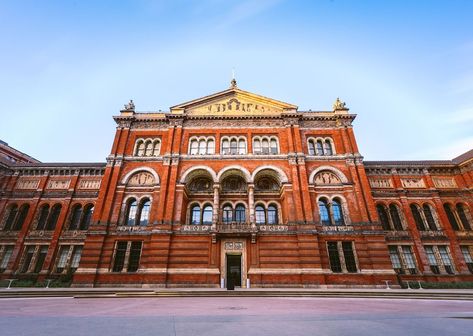 Strategize and be amazed. Dior Exhibition, Hotel In London, Victorian London, Royal Park, London Aesthetic, Camden Town, London Hotels, Garden Studio, Covent Garden