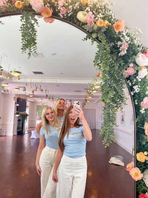 Sorority recruitment outfit Sorority Recruitment Backdrops, Sorority House Decorations Recruitment, Recruitment Philanthropy Round Decorations, Sorority Recruitment Decor, Sorority Preference Round, Philanthropy Round Recruitment Decor, In Full Bloom Sorority, Bid Day Themes Kappa Delta, Recruitment Rooms