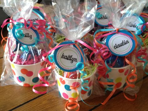 Tween party favors Preteen Birthday, Star Wars Party Favors, Sleepover Party Favors, Cheap Party Favors, Spa Party Favors, Girl Birthday Party Favors, Diy Party Favors, Fun Birthday Party, Halloween Party Favors