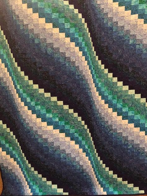 Scrappy Bargello Quilt, Christian Quilts, Bargello Quilts Tutorial, Dm Board, Bargello Quilt Patterns, Asian Quilts, Quilts Modern, Bargello Quilt, Education Poster Design