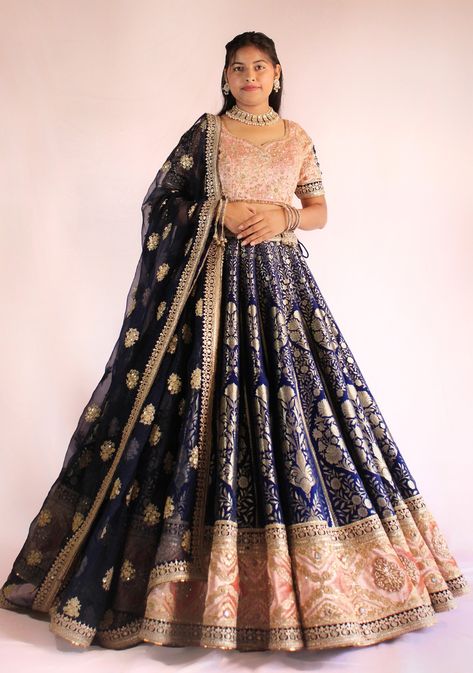 Embroidered Anarkali Velvet Choli, Kali Lehenga, Traditional Embroidered Velvet Choli, Embroidered Velvet Anarkali Choli, Embroidered Velvet Wedding Lehenga, Alternate Kali Lehenga, Brocade Lehenga, Indian Wedding Outfit, Anarkali Dress Pattern