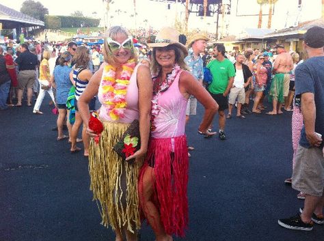 Ten Jimmy Buffett Parrothead Fashion Essentials What To Wear To Jimmy Buffet Concert, Parrothead Outfit, Parrot Head Jimmy Buffet Outfit, Jimmy Buffet Costume Ideas, Parrot Head Jimmy Buffet Party Ideas, Jimmy Buffet Costume, Jimmy Buffet Outfit Women, Jimmie Buffet, Margaritaville Outfit