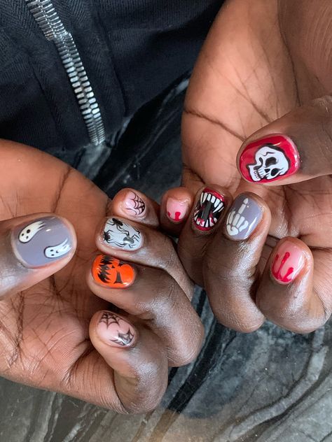 Short Nails Art Halloween, Men’s Halloween Nail, Short Gel Nail Designs Halloween, Halloween Masc Nails, Halloween Nails On Natural Nails, Halloween Men Nails, Masculine Nails Art, Men’s Christmas Nails, Minimalist Nails Men