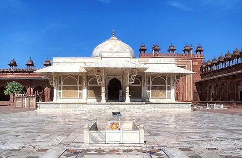 Tomb of Sheikh Salim Christi pronounced as Chisti is famed as one of the finest examples of Mughal architecture in India, built during the years 1580 and 158. Fatehpur Sikri, Mughal Emperor, Red Sandstone, Mughal Architecture, Friend Poses Photography, Poses Photography, Friend Poses, Uttar Pradesh, 16th Century