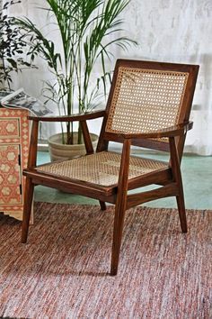 Entertainment Room Decor, Retro Lines, Light Chair, Wicker Armchair, Single Seater, Cane Furniture, Woven Chair, Retro Mid Century Modern, The Sixties