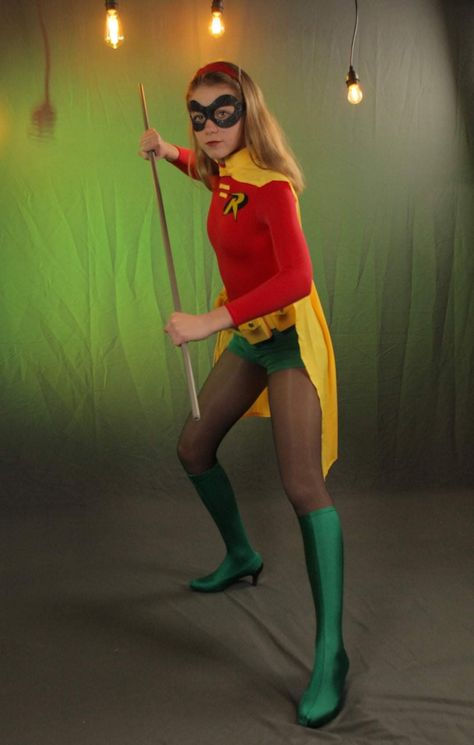 Robin Costume Women, Robin Diy Costume Woman, Robin Female Costume, Female Robin Hood, Robin Outfit, Female Robin, Robin Costume, Robin Cosplay, Halloween Outfits