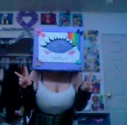 my box tv head ^-^ Tv Box Head Cosplay, Box Head Tutorial, Dreamcore Mask Ideas, Diy Tv Head, Tv Head Cardboard, How To Make A Tv Head Out Of Cardboard, Cardboard Tv Head, Weirdcore Masks, Box Head Ideas