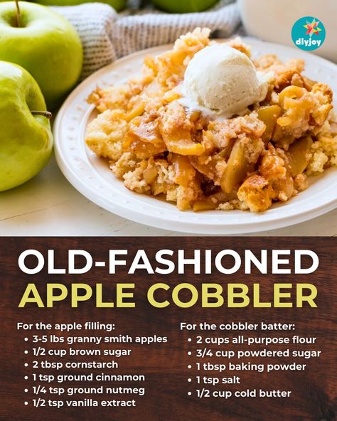 This old-fashioned apple cobbler has fresh granny smith apples coated with sugar, cinnamon, and nutmeg, covered with a sweet buttery topping. Granny Apple Recipes Desserts, Southern Apple Cobbler, Granny Smith Apples Recipes, Homemade Apple Cobbler, Apple Crescent Rolls, Apple Crescent, Cobbler Recipes Easy, Apple Cobbler Recipe, Apple Dump Cakes