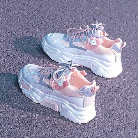 Girls Shoes Teenage, Casual Shoes Women Sneakers, Gents Shoes, Girls Winter Boots, Trendy Shoes Sneakers, Dr Shoes, Pretty Shoes Sneakers, Sneakers Fashion Outfits, Women Platform Shoes