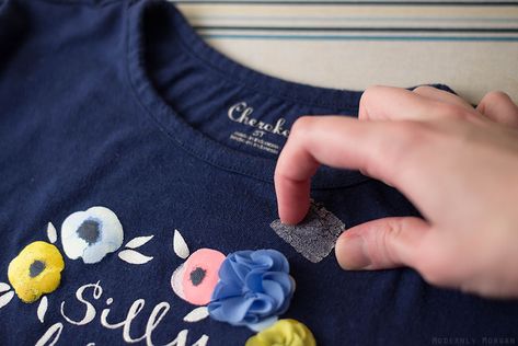 How to Remove Sticker Residue on Clothing - even after washing and drying! I've saved a handful of my daughter's shirts this way! Remove Duct Tape Residue, Remove Tape Residue, How To Remove Adhesive, Remove Sticky Labels, Remove Sticker Residue, Window Cleaning Tips, How To Remove Glue, Organizational Tips, Sticky Labels