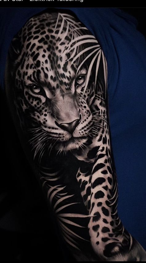 Realism Jaguar Tattoo, Jaguar Arm Tattoo, Snow Leopard Tattoo Women, Jaguar Hand Tattoo, Jungle Back Tattoo, Safari Animal Tattoos, African Flower Tattoo, Black Jaguar Tattoo, Jaguar Tattoo Design