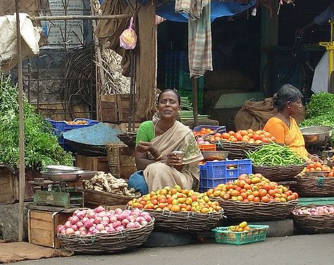 Market Scene, Composition Painting, Beautiful Eyes Color, Human Figure Sketches, Art Painting Tools, Human Figure Drawing, Goa India, Asian History, Hinduism Art