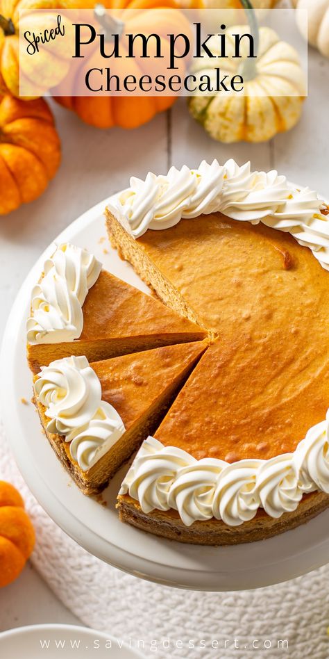 Spiced Pumpkin Cheesecake, Low Carb Pumpkin Muffins, Dinner Dessert Ideas, Healthy Pumpkin Cheesecake, Holiday Cheesecake, Ice Cream Pudding, Thanksgiving 2024, Pan Sin Gluten, Cake Fruit