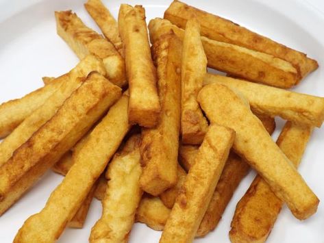 Garbanzo Flour, Wine Calories, Alternative Food, Chickpea Fries, Chickpea Flour Recipes, Garbanzo Bean, Alkaline Recipes, Savory Crepes, Meatless Mondays