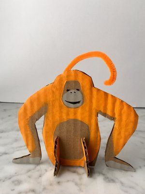 DIY Cardboard orangutan made from recycled boxes!  Easy to use templates! Cardboard Animals, Carton Diy, Fabric Crafts Diy, Folding Origami, Cardboard Sculpture, Recycled Cardboard, Cardboard Art, Diy Cardboard, Recycled Art