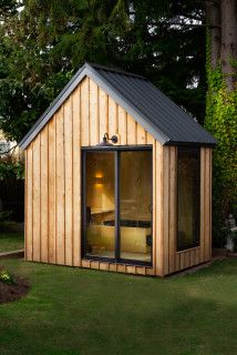 75 Beautiful Small Garden Shed and Building Ideas and Designs - April 2024 | Houzz UK Backyard Office Shed, Small Garden Shed, Tiny Garden Ideas, Small Space Nursery, Shed Office, Prefab Buildings, Cabin Tiny House, Backyard Studio, House Shed