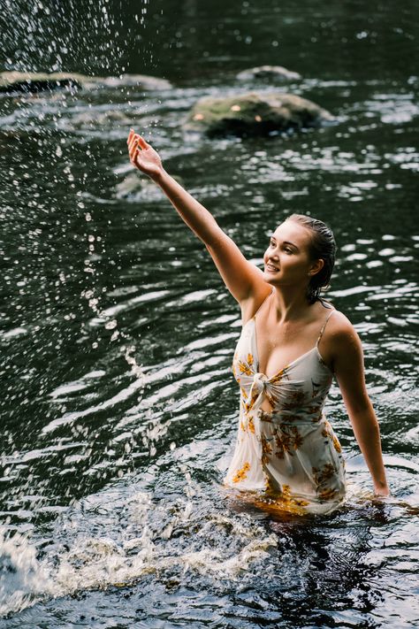 #River #photoshoot #photography IG:cara.uf.22 River Photoshoot Ideas Nature, Summer River Photoshoot, River Shoot Photography, River Photoshoot, Outdoor Boudiour Ideas Water, Outdoor Boudiour Ideas River, Wet Dress, River Pictures, Photoshoot Photography