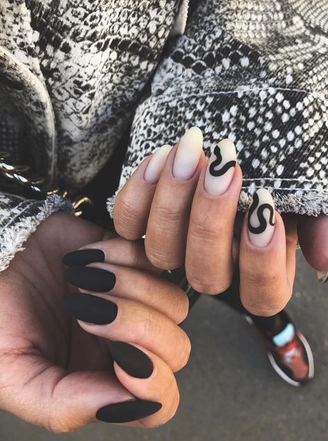 Trendy Matte Nails, Art Design Ideas, Edgy Nails, Pointed Nails, Simple Summer, Acrylic Coffin, Red Nail, Get Nails, Pretty Acrylic Nails