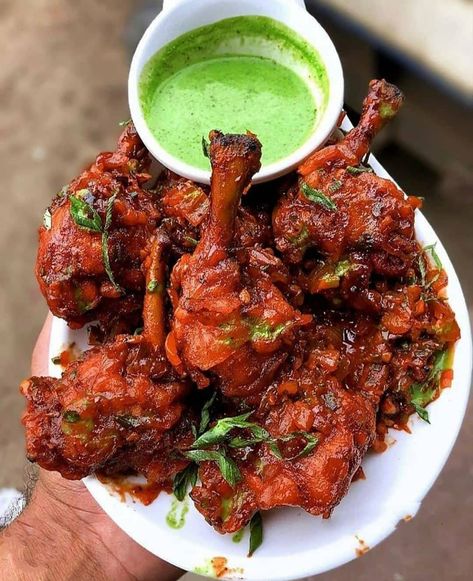 Chicken Lollipops Recipe Indian, Chicken Lollipop, Best Whatsapp Status, Chicken Lollipops, Spicy Chicken Recipes, Tasty Chicken, Paneer Recipes, Easy Food Art, India Food