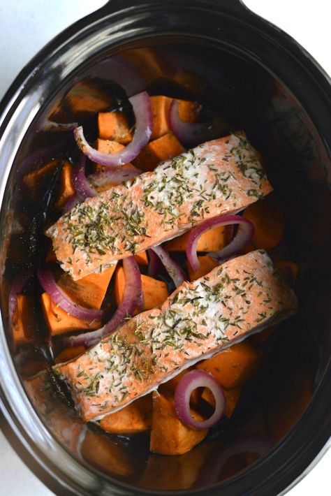 Slow Cooker Balsamic Salmon and Sweet Potatoes - Sizzlefish Crockpot Meals Salmon, Healthy Salmon Crockpot Recipes, Salmon Crock Pot Recipes, Pescatarian Crockpot Meals, Crockpot Recipes Salmon, Slow Cooker Recipes Fish, Salmon In Slow Cooker, Frozen Salmon Crockpot Recipes, Pescatarian Slow Cooker Recipes