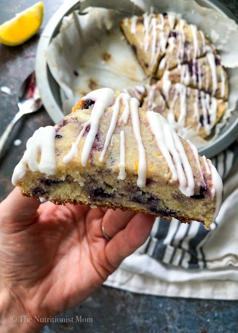 High Protein Scones, Protein Scones Recipe, Anabolic Desserts, Macro Treats, Protein Scones, Macro Ideas, Lemon Protein, Protein Sweets, Healthier Baking