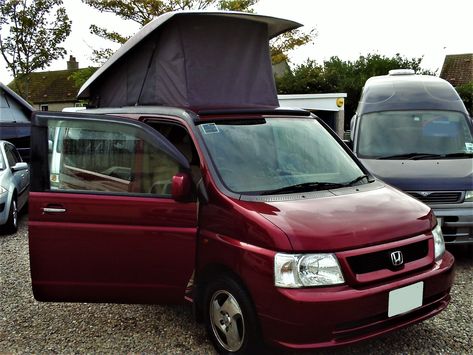 Honda Stepwagon Honda Stepwagon, Japanese Vehicles, Rock And Roll Bed, Pop Top, Camper Vans, Car Advertising, Winter Camping, Car Parking, Camper Van