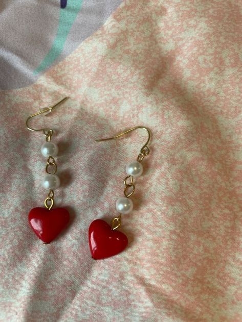 Cute Red Jewelry, Valentine Necklaces Jewelry, Valentines Day Earrings Diy, Aesthetic Diy Earrings, Valentines Day Jewelry Diy, Red Earrings Aesthetic, Valentine’s Day Jewelry, Red Heart Coquette, Red Jewelry Aesthetic