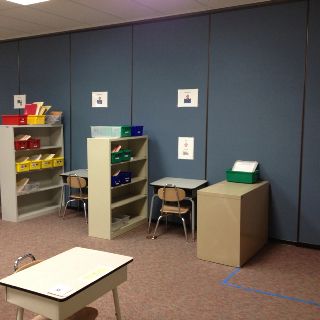 Structured teaching classroom - upper elementary Structured Teaching, Asd Classroom, Independent Work Stations, Classroom Arrangement, Classroom Elementary, Sped Classroom, Self Contained Classroom, Special Education Elementary, Work System