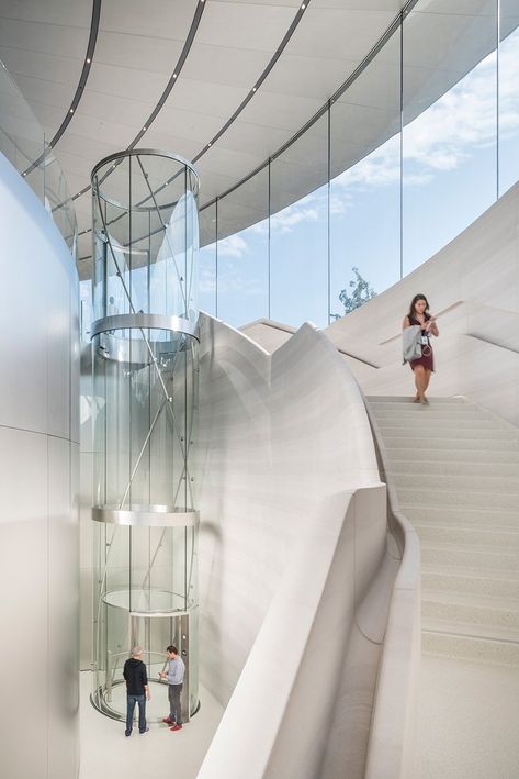 Cupertino California, Apple Park, Glass Lift, Elevator Design, Glass Elevator, Foster Partners, Norman Foster, Park Pictures, Glass Walls