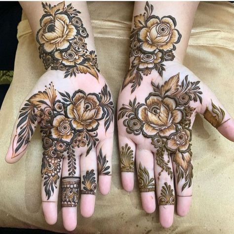 Rose Pattern Mehendi Design, Front Hand Floral Mehndi Designs, Front Henna, Mehndi Image, Palms Hands, Palm Mehendi, Mehndi Designs For Wedding, Front Mehndi, Floral Mehndi