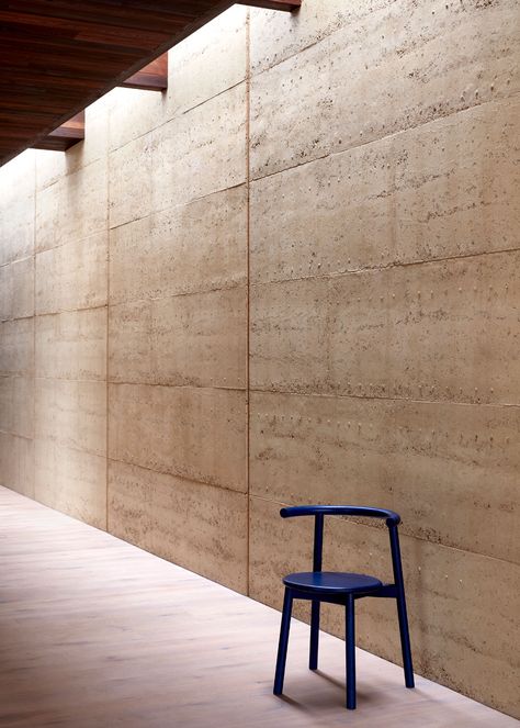 Rammed Earth House, Siding Ideas, Rammed Earth Homes, Earth House, Rammed Earth Wall, Rammed Earth, The Local Project, Mornington Peninsula, Casa Container