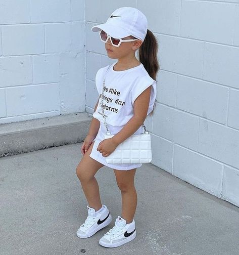 👉Subscribe -https://youtube.com/channel/UCw0_zwvBhd9VCn8SPPvYFqQ👉Instagram-https://www.instagram.com/samfree_styles/?hl=en👉Pinteresthttps://www.pinterest.... Kids Outfits Daughters, Toddler Designer Clothes, Dressing Ideas, Baby News, Stylish Kids Outfits, Subscribe My Youtube Channel, Fashion Baby Girl Outfits, Toddler Girl Style