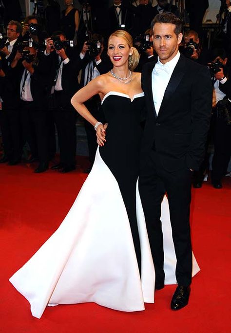 Blake Lively and Ryan Reynolds at the 2014 Met Gala. White Tie Wedding Dress, Blake Lively Pregnant, Blake Lively Red Carpet, White Tie Dress Code, White Tie Wedding, Grammy Fashion, White Tie Dress, Blake Lively Ryan Reynolds, White Attire