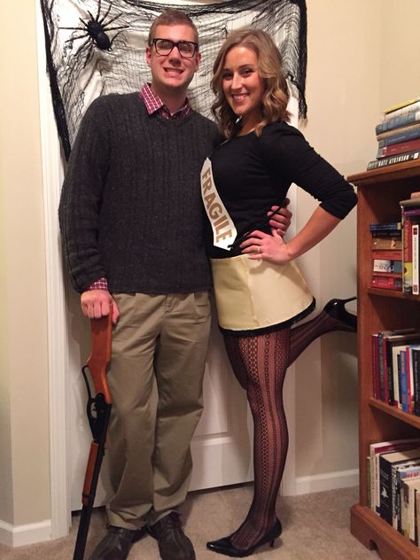 Couple costume: Ralphie and the leg lamp National Lampoon Halloween Costume, Christmas Party Costume Ideas Couples, Christmas Movie Costume Ideas, Leg Lamp Costume Diy, Ralphie Christmas Story Costume, Christmas Story Lamp Costume, Lamp From A Christmas Story Costume, Christmas Story Leg Lamp Costume, Leg Lamp Costume