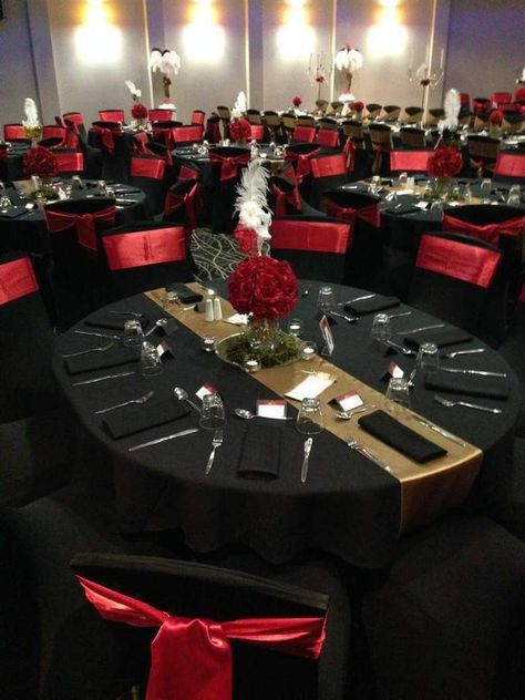 Red Theme Wedding, Red Quinceanera Ideas, Red Carpet Theme, Black Red Wedding, Dark Wedding Theme, Red Quince, School Formal, Red Wedding Decorations, Prom Themes