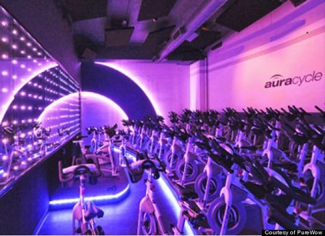 4 great group exercise classes Fitness Design Gym, Fitness Center Design, Emom Workout, Boutique Gym, Cycling Studio, Gym Lighting, Gym Design Interior, Group Exercise, Spin Studio