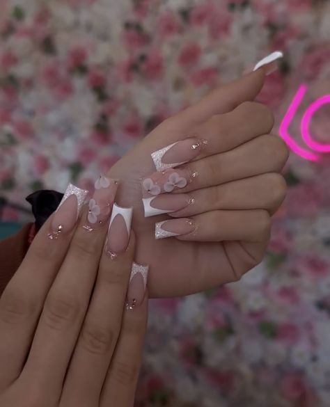 Spanish Nails Acrylic, Short Latina Nails, Nail Inspo Square Medium, Medium Size Nails Acrylic, Acrylic Nails Latina, Latina Acrylic Nails Short, Nail Ideas Medium, Short Acrylic Nails French Tip, Pink Nail Sets