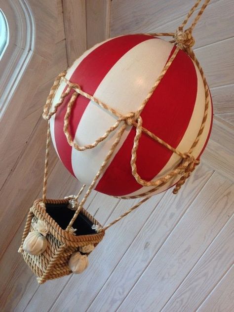 Hot Air Balloon Decorations Diy, Hot Air Balloon Craft, Diy Hot Air Balloons, Decor Things, Hot Air Balloon Party, Hot Air Balloon Decorations, Motif Art Deco, Balloon Crafts, Diy Balloon Decorations