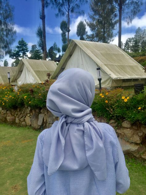 #aesthetic #ootdhijab #blue #tamanootd #posong Blue Hijab Aesthetic, Brown Outfit Hijab, Blue Hijab Outfit, Blue Monochromatic Outfit, Marriage Age, Arrange Marriage, Blue Hijab, Monochromatic Outfit, Blue Mask