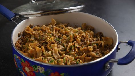 Beef Noodle Skillet, Ree Drummond Recipes, Dinner Beef, Creamed Beef, Noodle Recipe, Recipe Beef, Hamburger Helper, Ree Drummond, Beef And Noodles