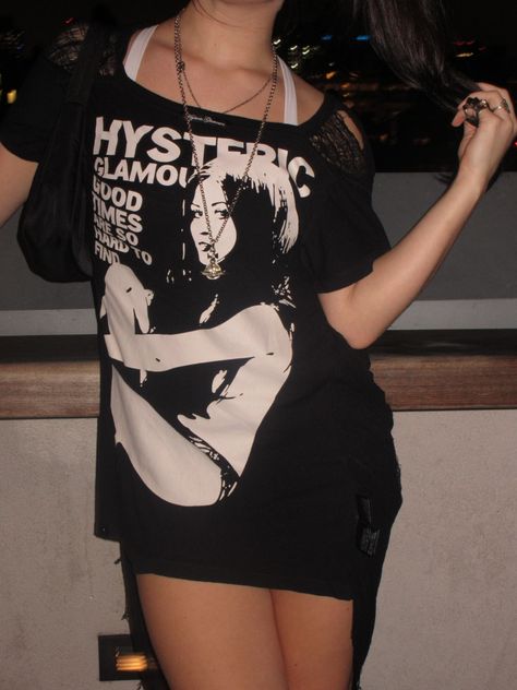 Hysteric Glamour Outfit, Rockstar Gf, Hysteric Glamour, Swaggy Outfits, 2000s Fashion, Dream Clothes, Fashion Killa, Outfits Aesthetic, Outfits Casuales