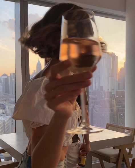 Victoria + Core, Nyc Life, Learning To Love Yourself, Classy Aesthetic, + Core + Aesthetic, City Aesthetic, Instagram Inspo, Learn To Love, Future Life